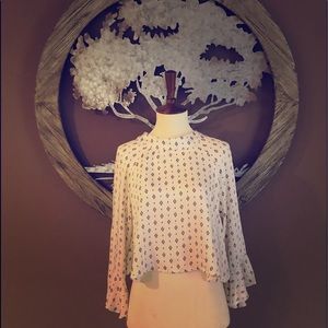 Don’t Ask Why Cream Crop Top❤️